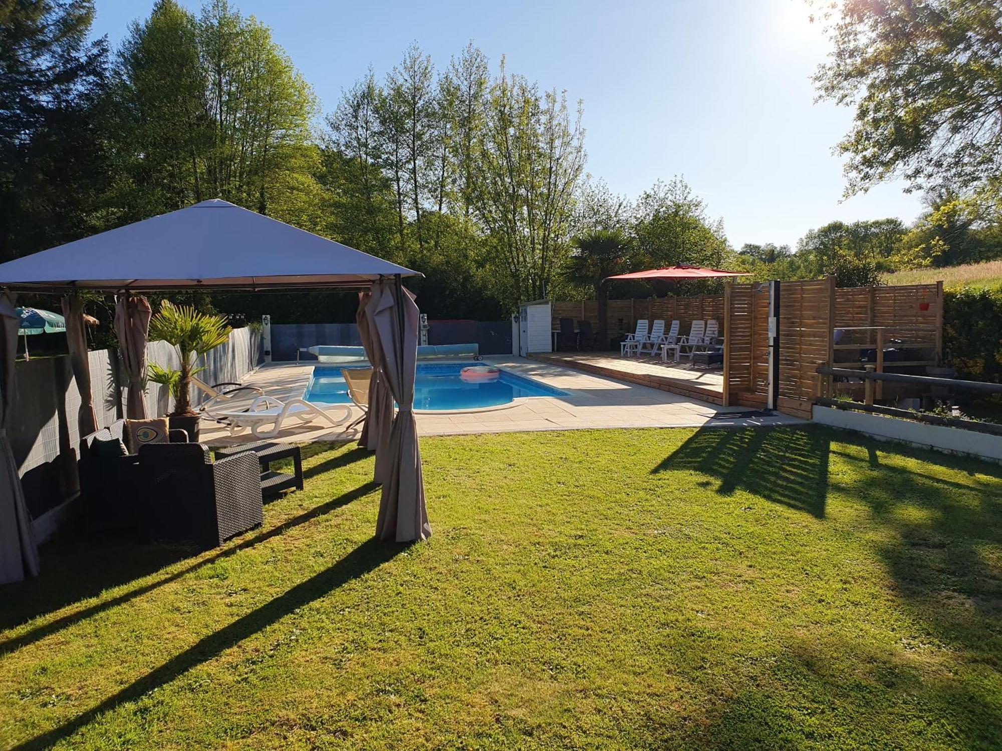Moulin Du Pommier Glamping & Camping Saulgond Kültér fotó